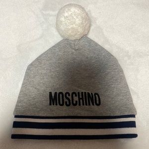 Moschino winter hat